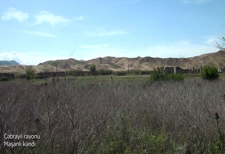 Azerbaijani MoD: Video footage of the Mashanli village of the Jabrayil region