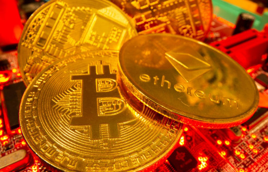 Crypto miners halt China business after Beijing's crackdown, bitcoin dives