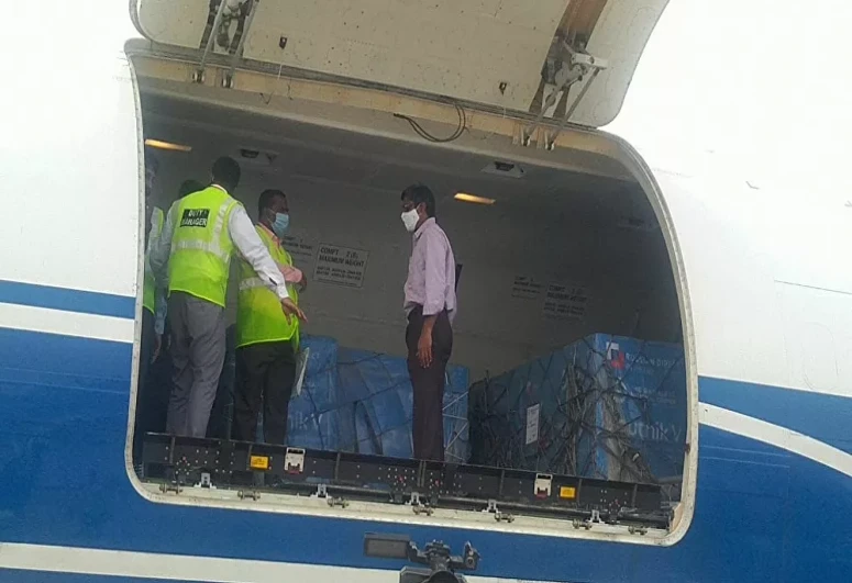Russia delivers to India another batch of medical supplies to combat COVID-19