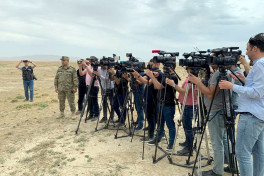 Media tour organized for media representatives to familiarize with engineering equipment-PHOTO 