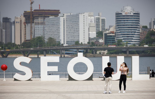 South Koreans no longer need masks outdoors if vaccinated against COVID-19