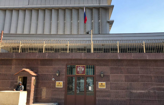 Plane evacuating Russians fleeing Gaza leaves Cairo for Moscow