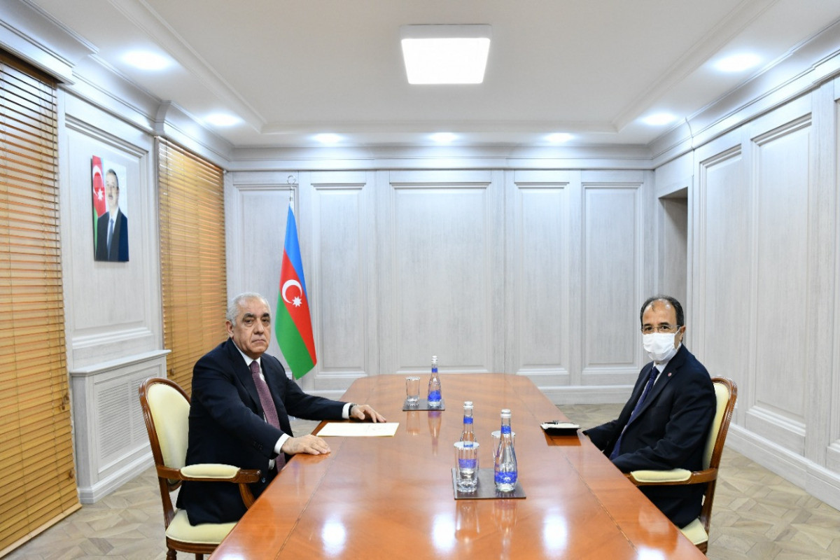 Azerbaijani PM met with Turkish ambassador