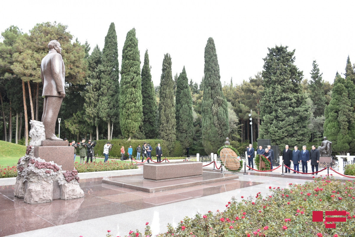 Prosecutors General of member states of Turkic Council visit Alley of Honor and Alley of Martyrs