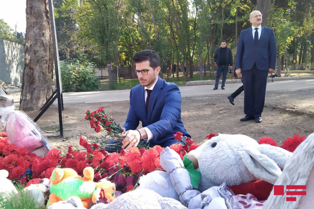 Israeli ambassador visited area in Ganja, shelled by Armenia