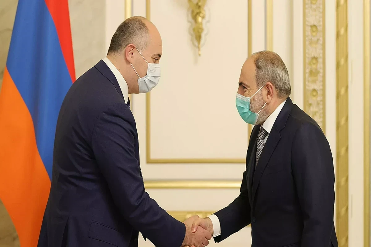 Juansher Burchuladze, Nikol Pashinyan