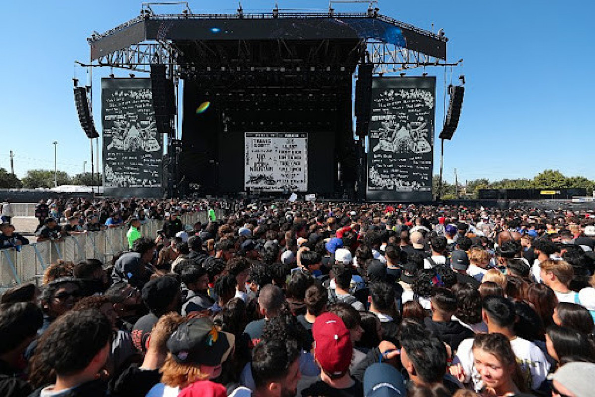 8 dead, numerous injured at Astroworld Festival in Houston