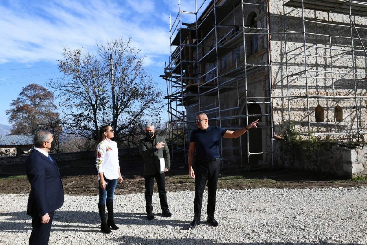 President Ilham Aliyev and First Lady Mehriban Aliyeva viewed restoration work carried out at Mehmandarovs' Estate Complex in Shusha