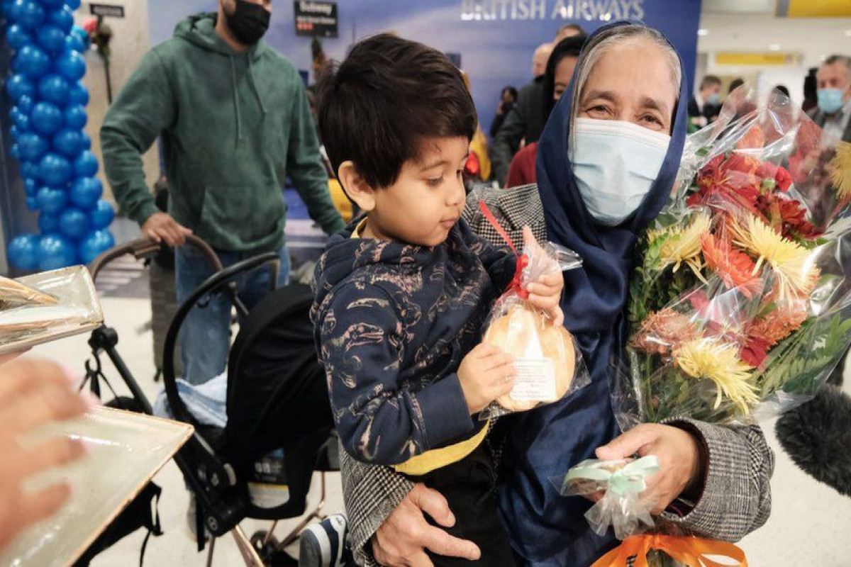 First foreign visitors arrive in US after 20-month Covid ban