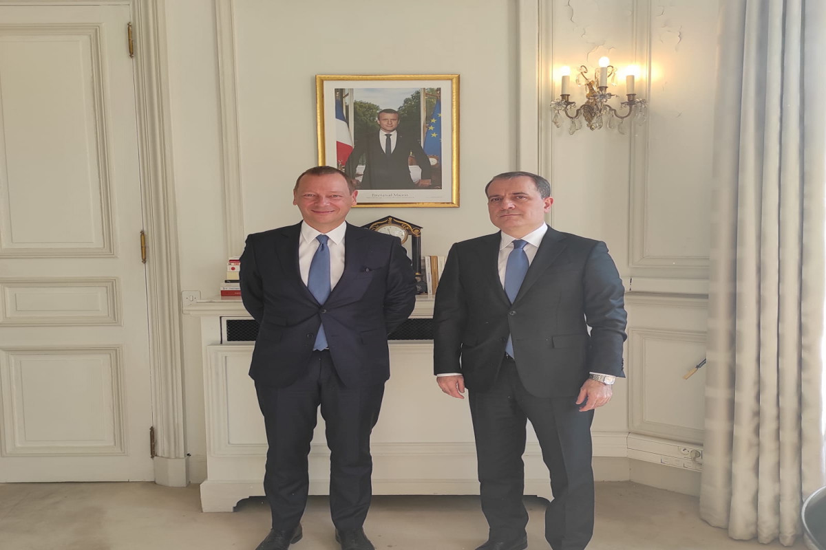 Jeyhun Bayramov,  Emmanuel Bonne