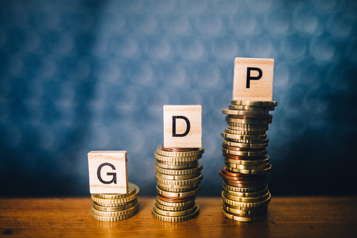 Azerbaijan's GDP increased by 4,9% and non-oil GDP by 5,9%