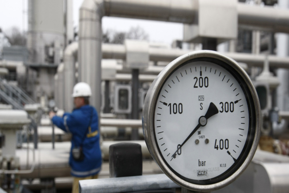 Gas price in Europe up to almost $950 per 1,000 cubic meters as trading opens