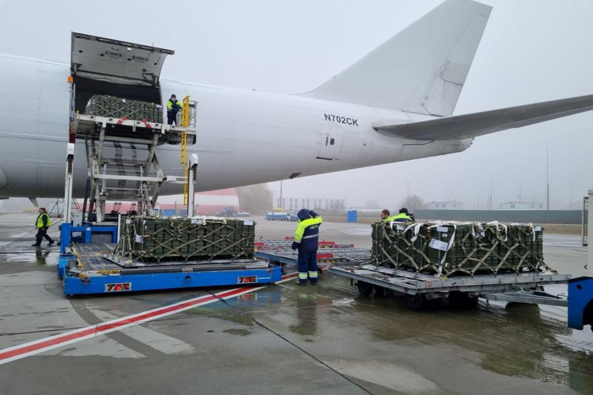 NATO warns Russia over Ukraine military build-up