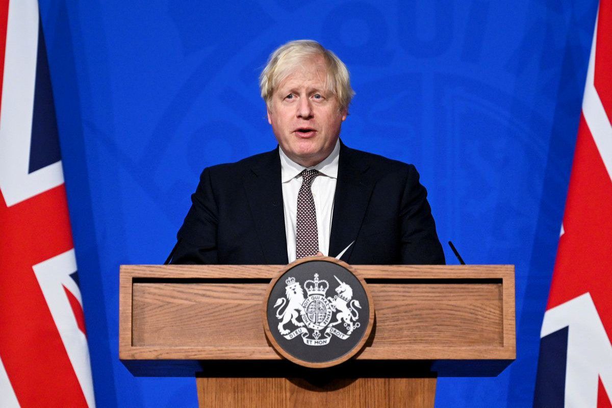 UK's Johnson says choice looms between Russian hydrocarbons, backing Ukraine