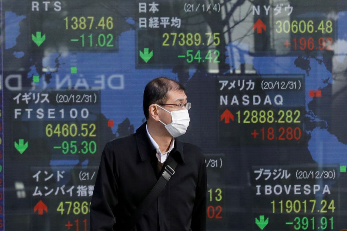 Stocks dip, oil slides and havens shine as growth nerves nag