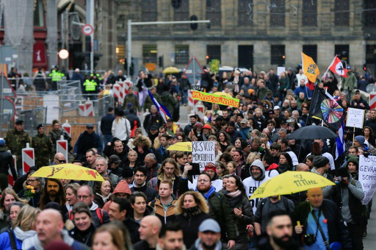 Two in hospital after police fire on Dutch COVID-19 protesters
