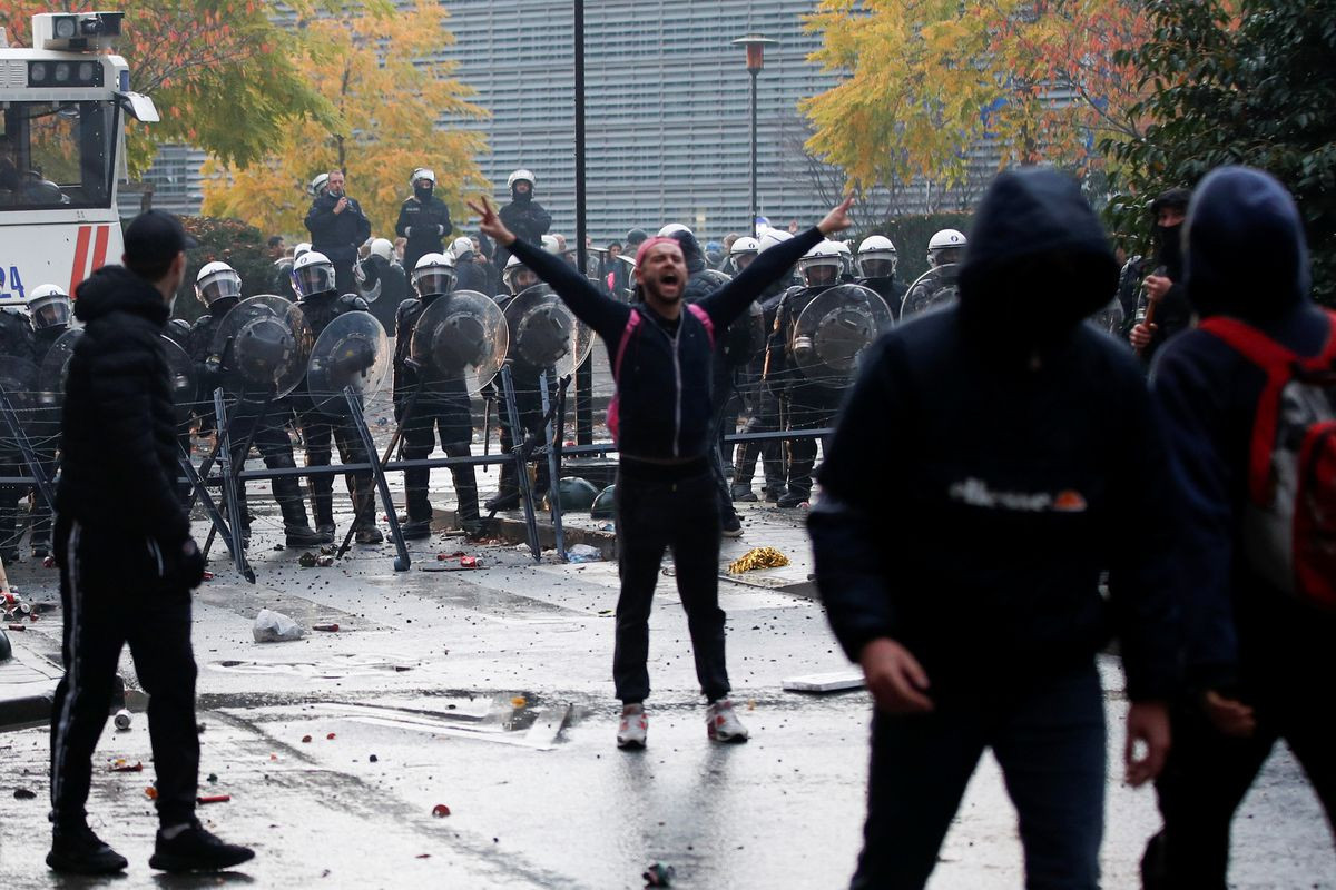 Around 35,000 protest against COVID restrictions in Brussels, police say