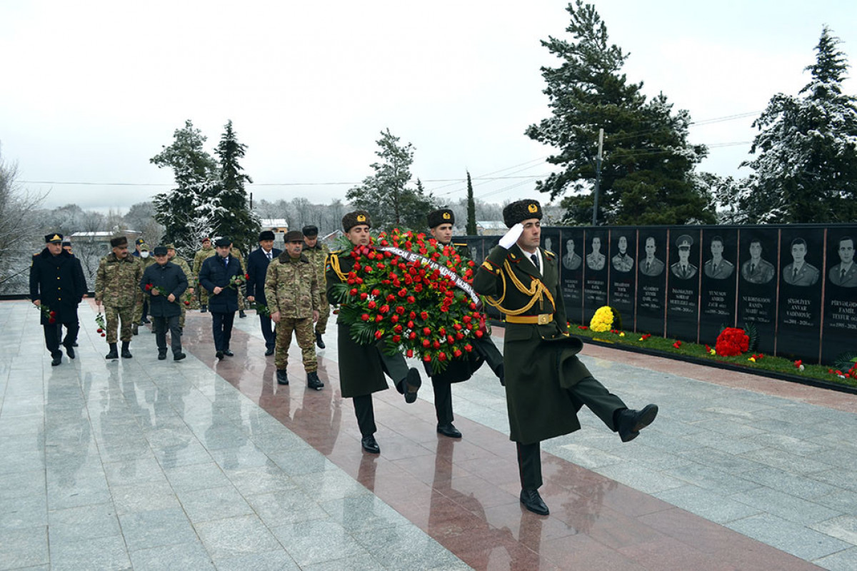 Minister of Defense met with the families of Shehids in the Gusar region