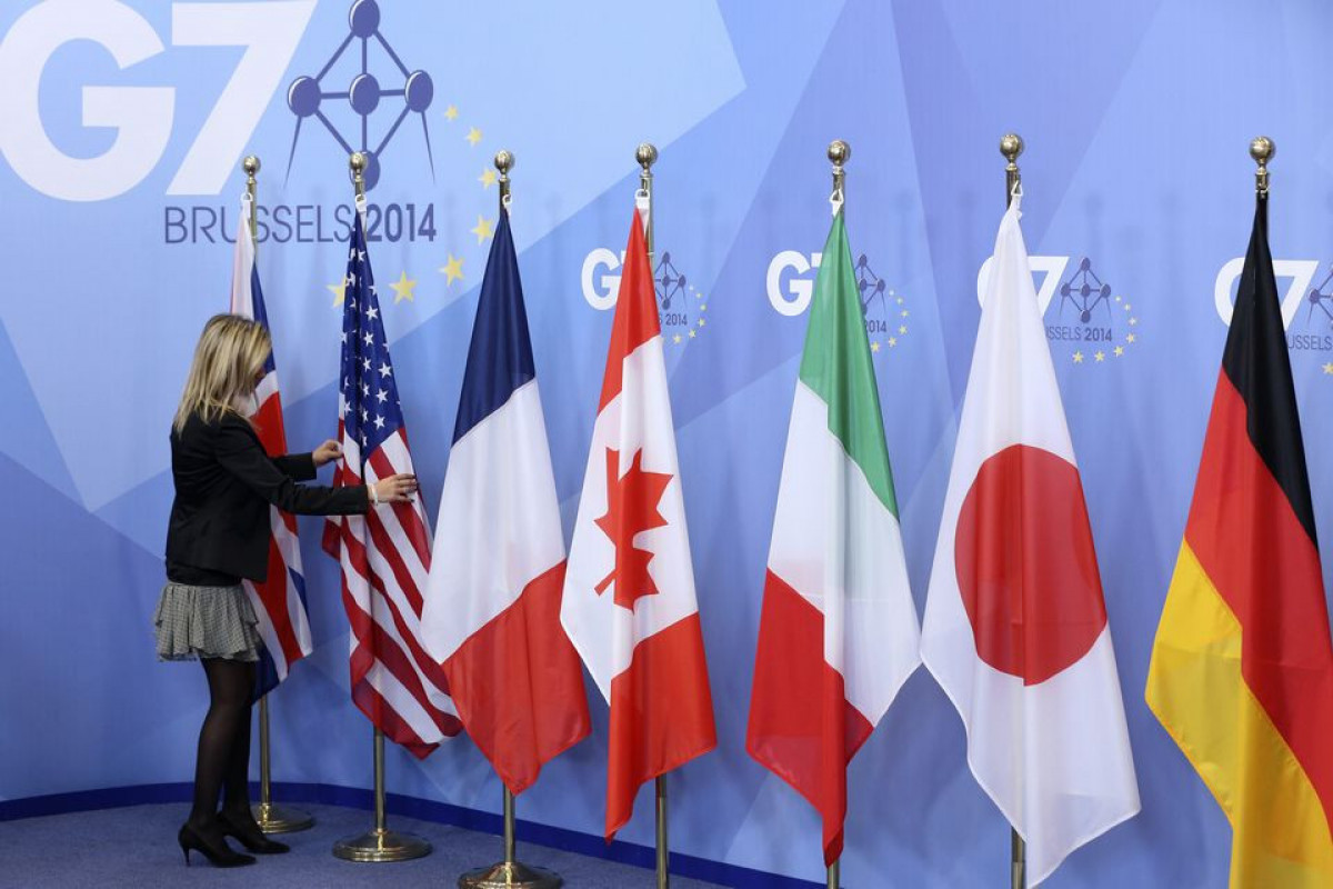 Britain to call G7 health ministers meeting over Omicron