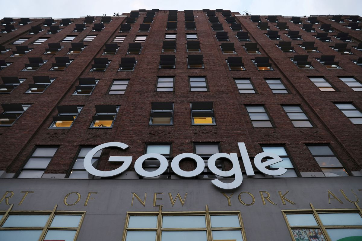 Russia fines Google 3 million roubles for not deleting banned content