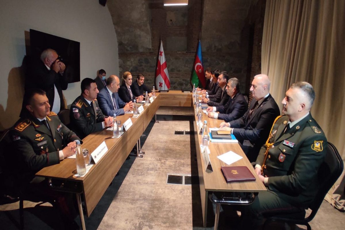 Bilateral meeting held between Azerbaijani and Georgian Defense Ministers