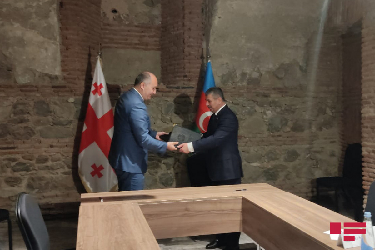 Azerbaijan, Georgia sign document on military cooperation