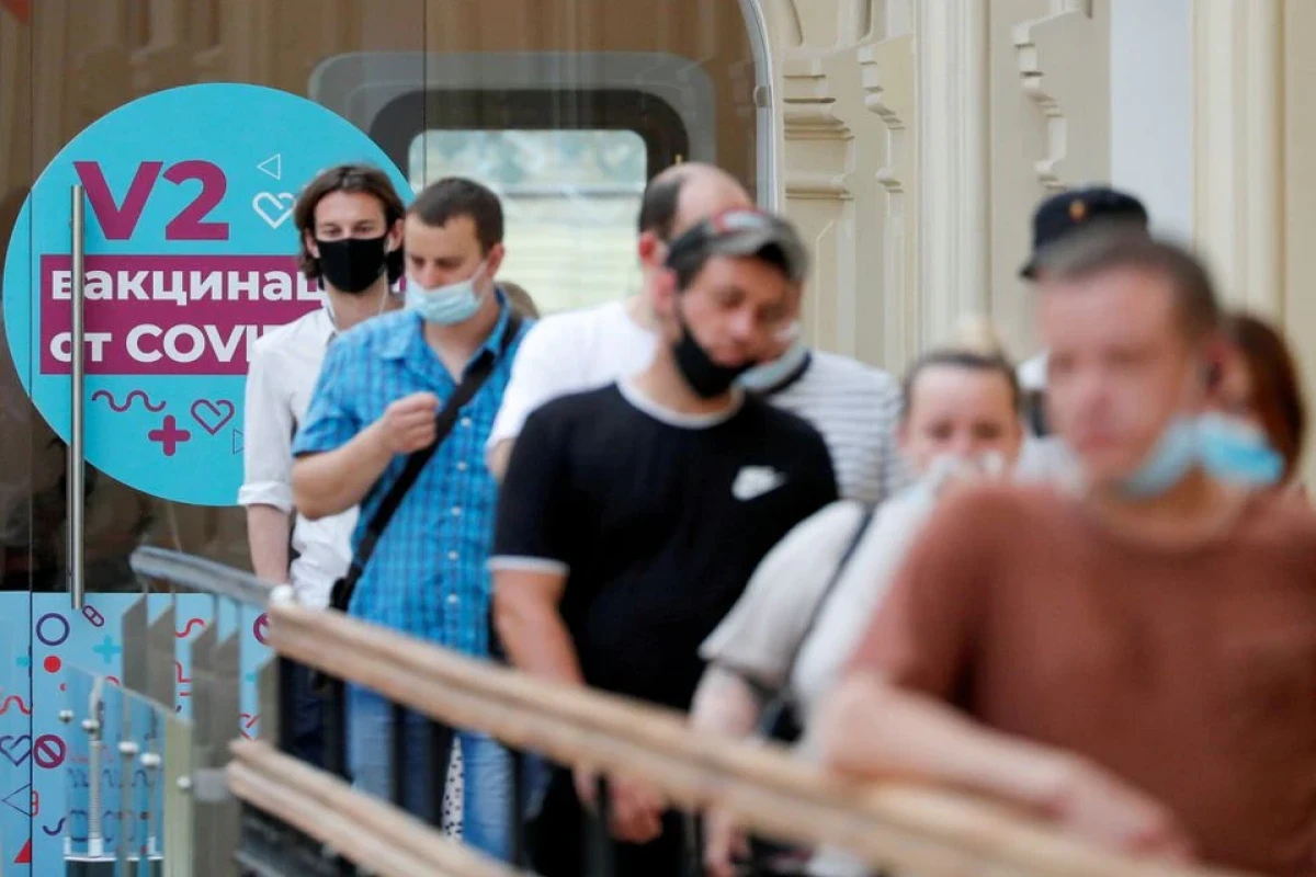 Russia reports record daily death toll from COVID-19