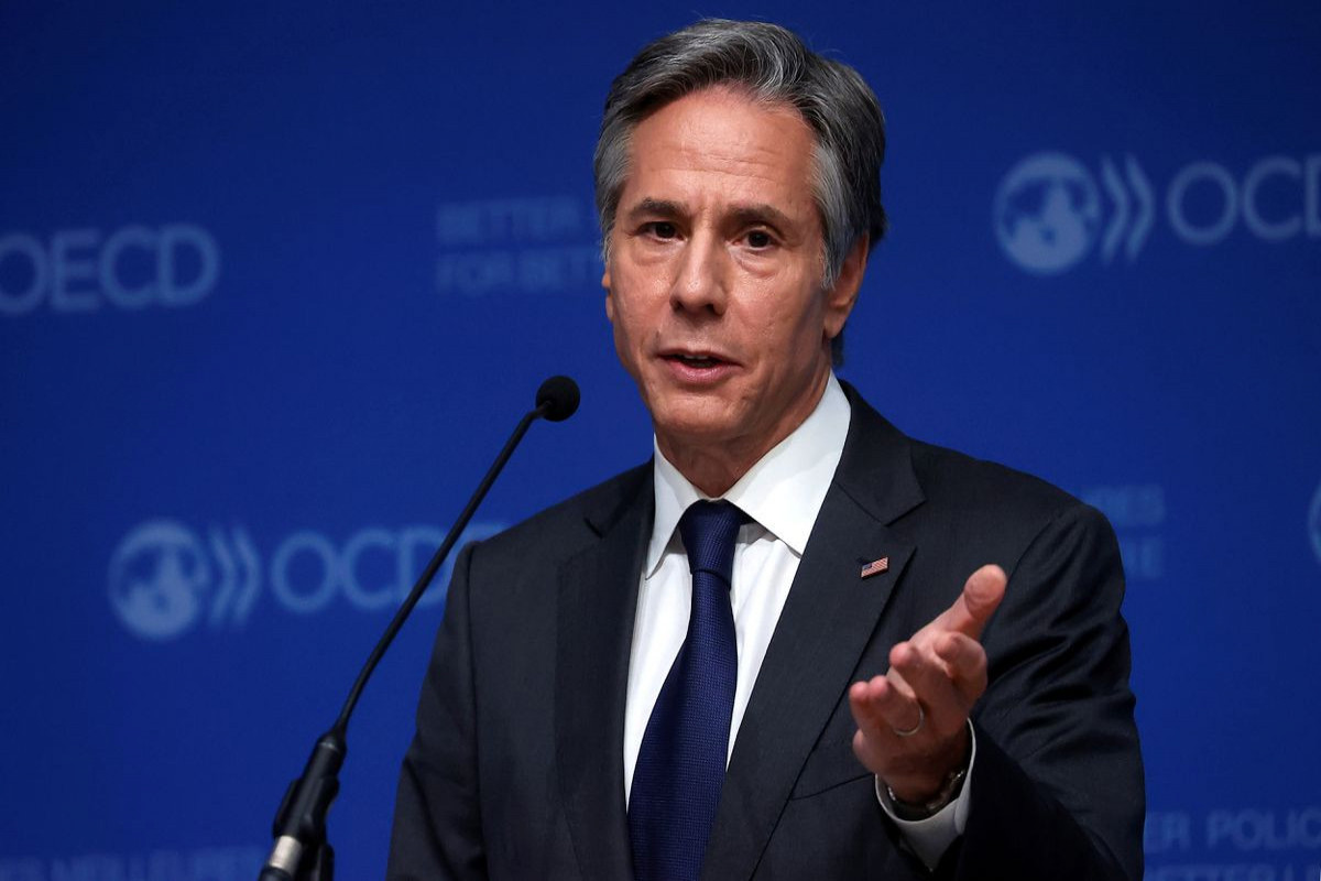 Blinken meets Lopez Obrador to reboot U.S.-Mexico ties, forge new security accord