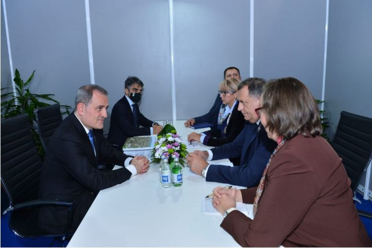 Milorad Dodik thanks Azerbaijan for assistance in combating the COVID-19 pandemic