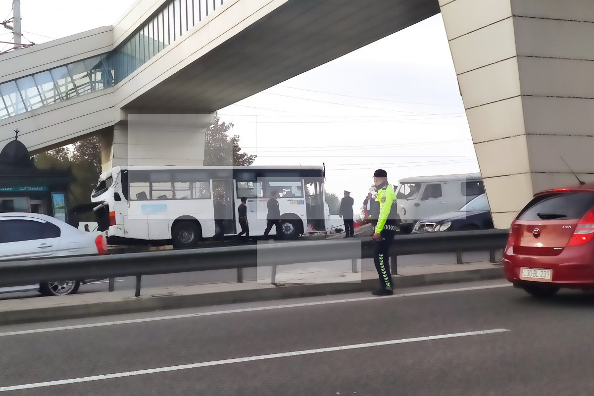 Azerbaijani MIA released footage of terrible accident in Baku that killed 5 people-VIDEO 