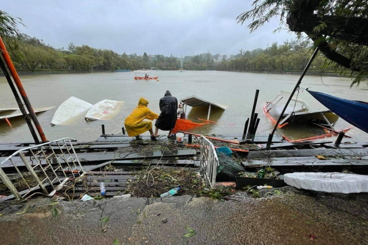 Storm Kompasu leaves 30 dead, 13 missing in the Philippines