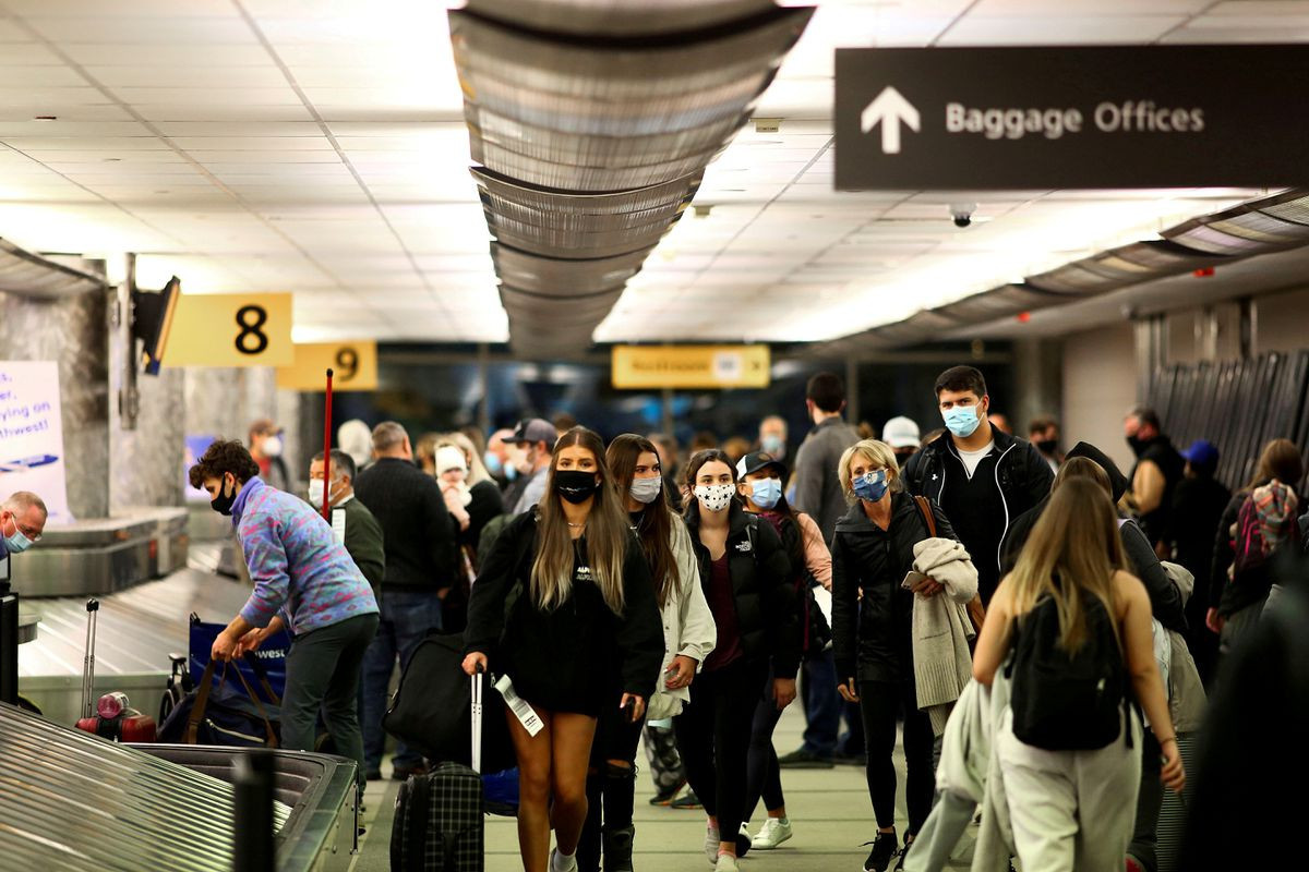 U.S. will accept mixed doses of vaccines from international travelers