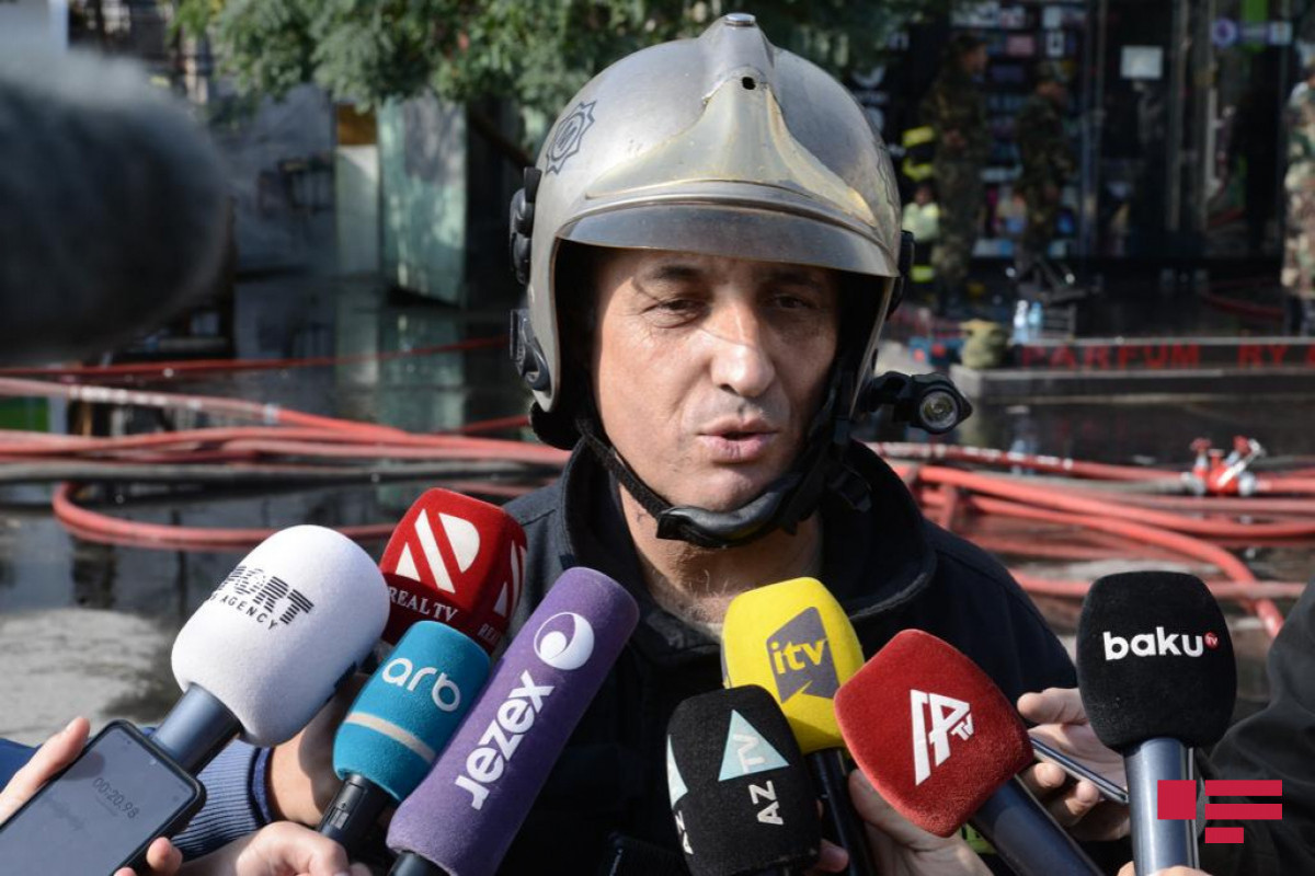 Azerbaijani MES: Fire in trade facilities in Baku covered an area of 300 square meters