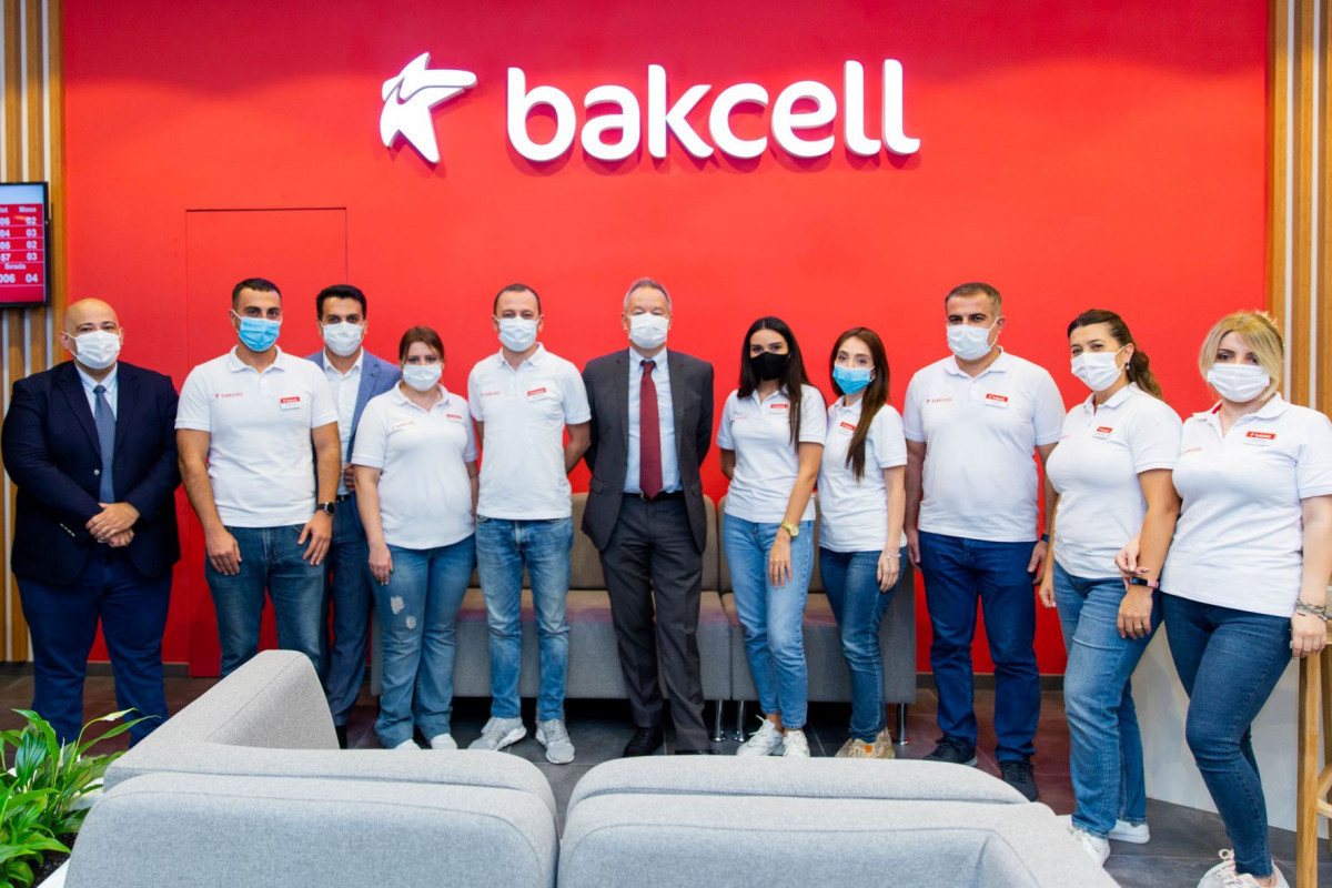 Bakcell presented renewed concept store in the center of Baku -PHOTO 