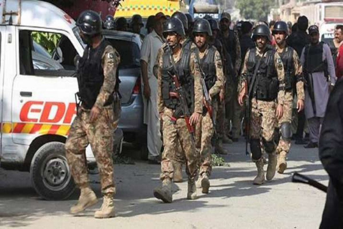 Three Pakistani police killed in clashes with banned Islamists