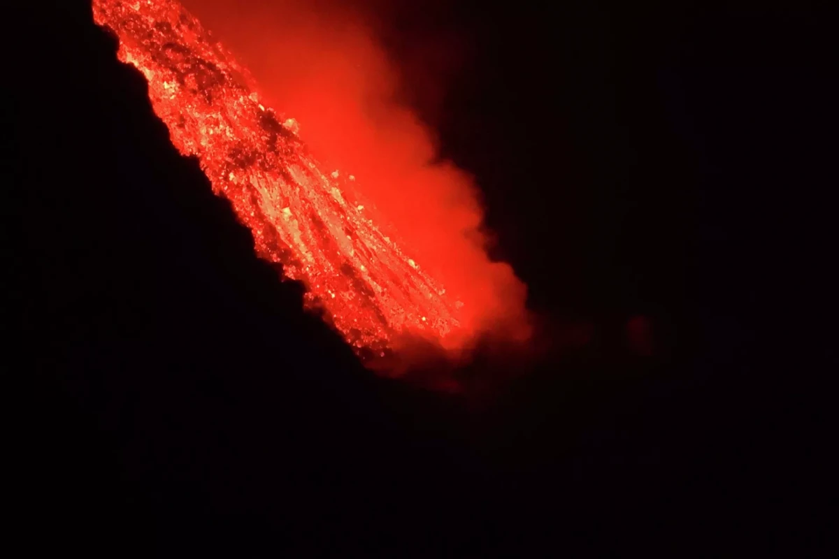 5.0 Magnitude earthquake shakes La Palma as Spanish Island territory reels from volcano eruption