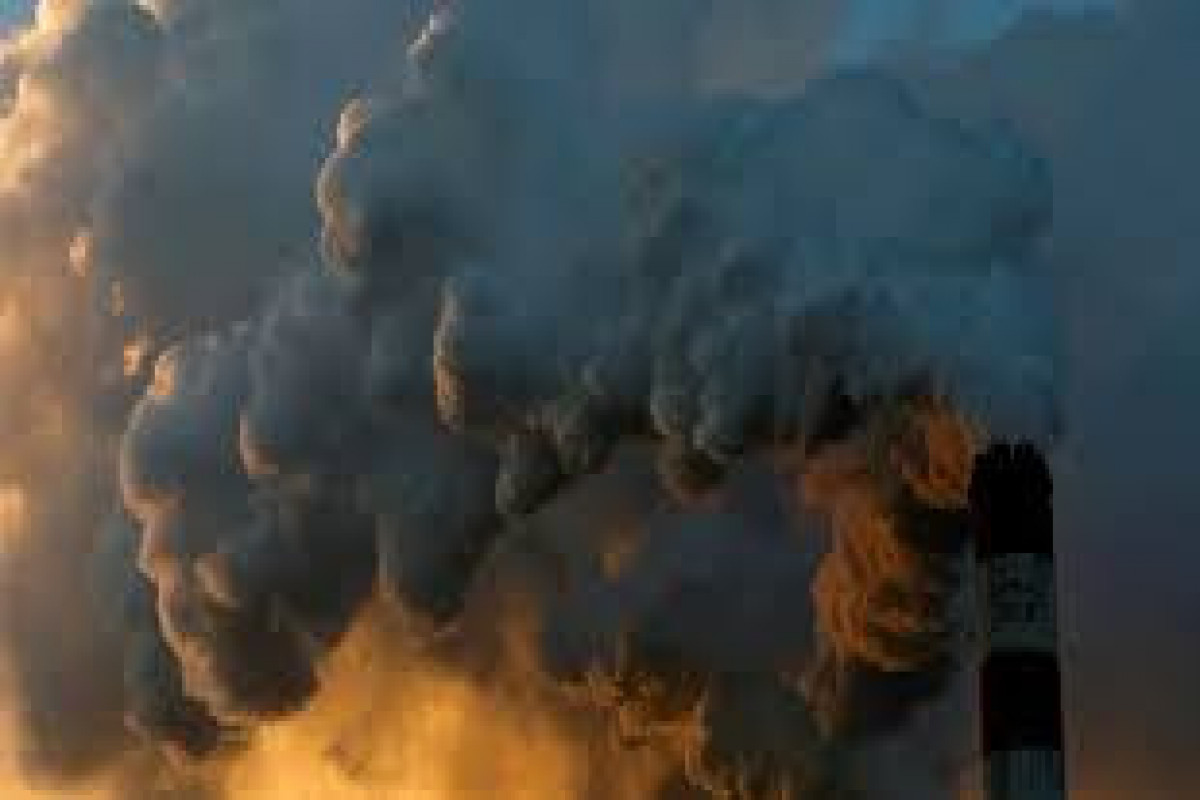 Greenhouse gas levels hit record,  world struggles to curb damage