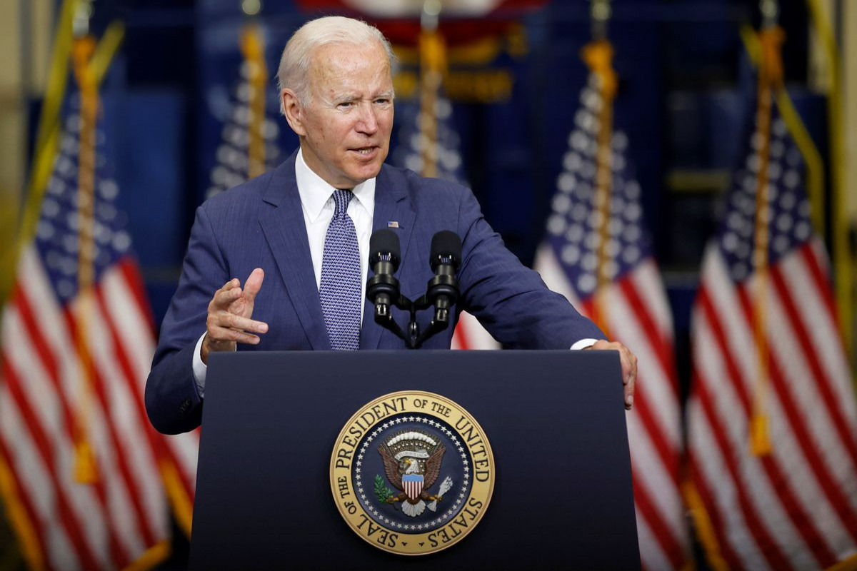 Biden to meet pope amid pressure from anti-abortion U.S. bishops