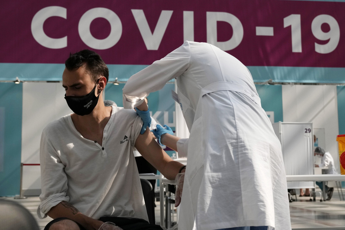 Israel may grant entry to tourists vaccinated with Sputnik V starting on Nov 15