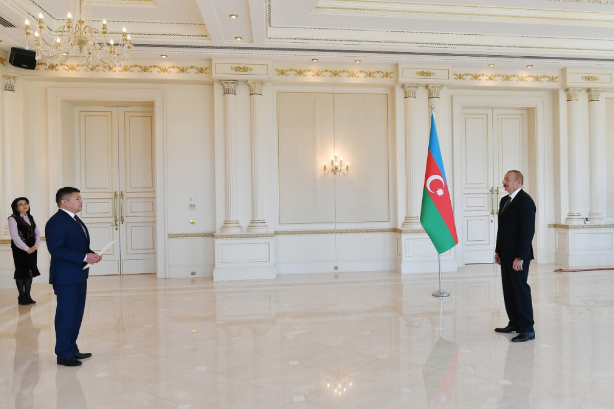 Ilham Aliyev and  Kayrat Osmonaliyev