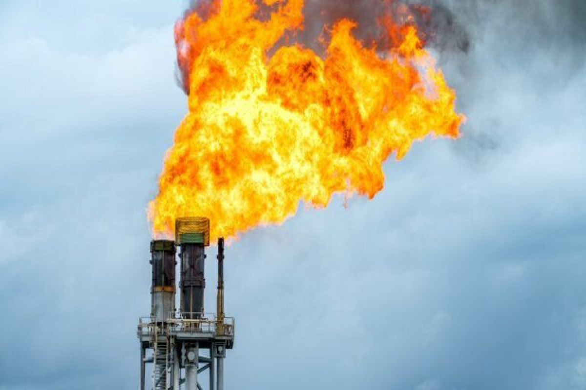 Record gas prices pose risk to European economic recovery, says Rosneft CEO