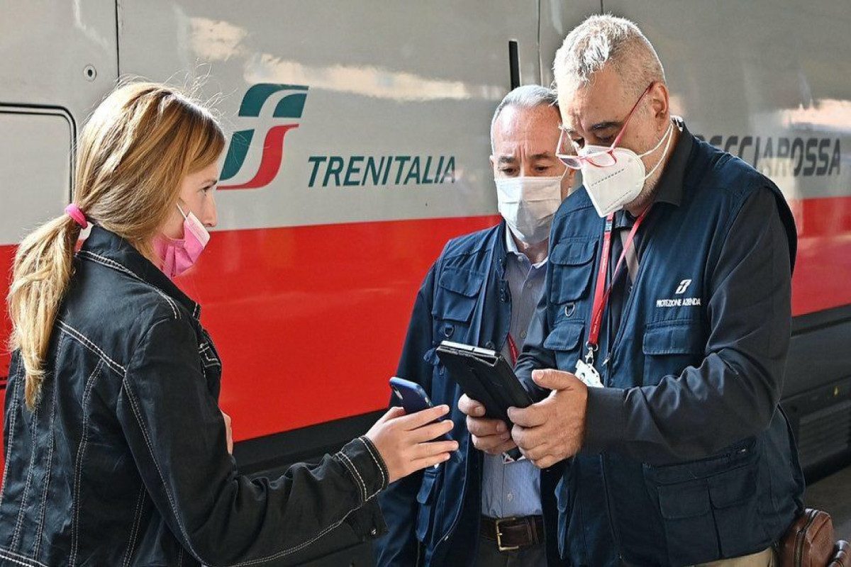 Italian police guard stations as Covid pass on trains begins Published1 hour ago