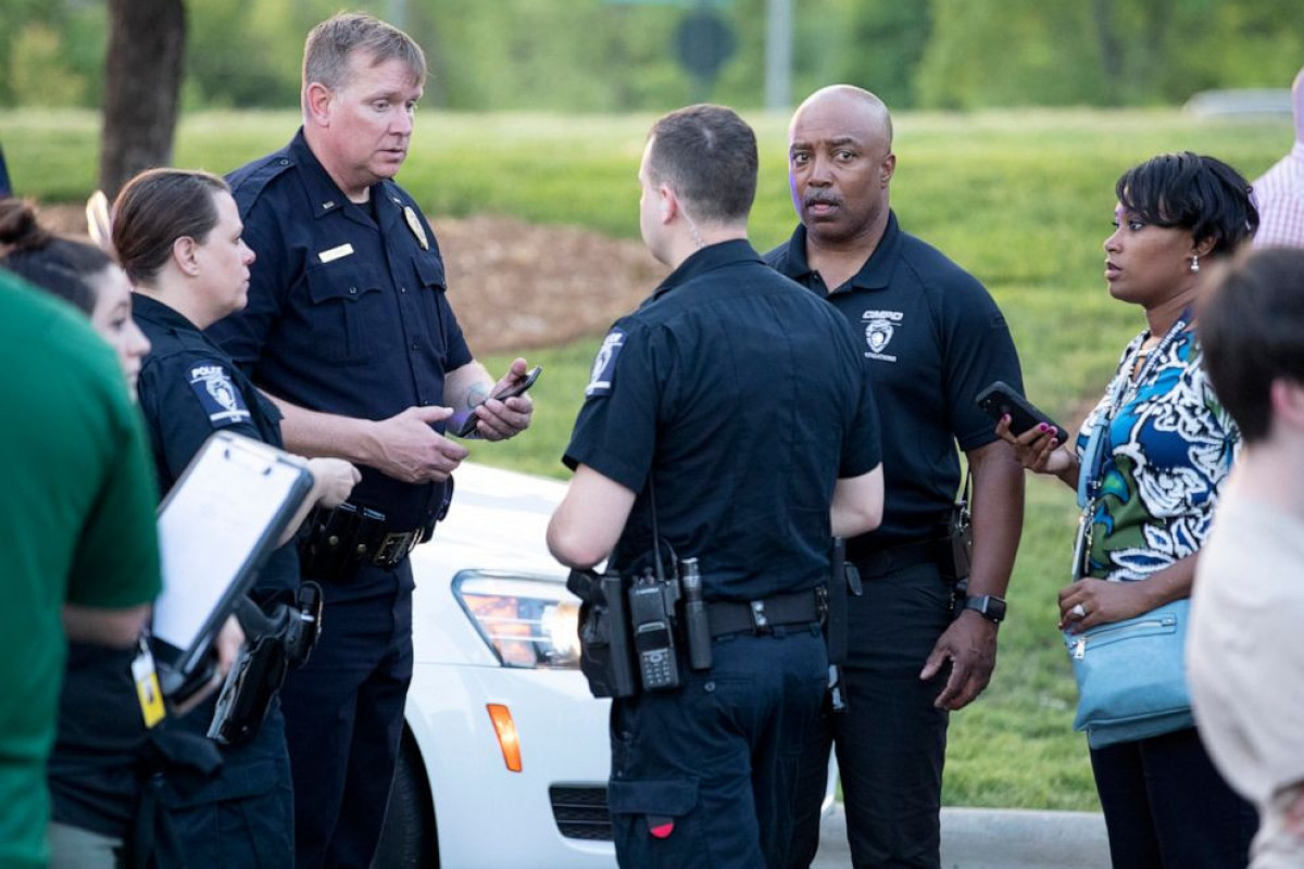 1 student injured after high school shooting in U.S. N. Carolina