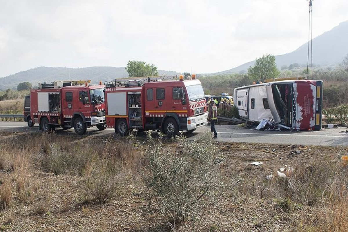 Death toll from bus falling off cliff in Peru rises to 33