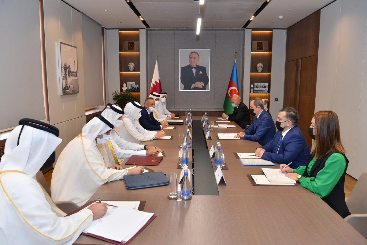 Jeyhun Bayramov receives Qatar's Minister of State for Foreign Affairs