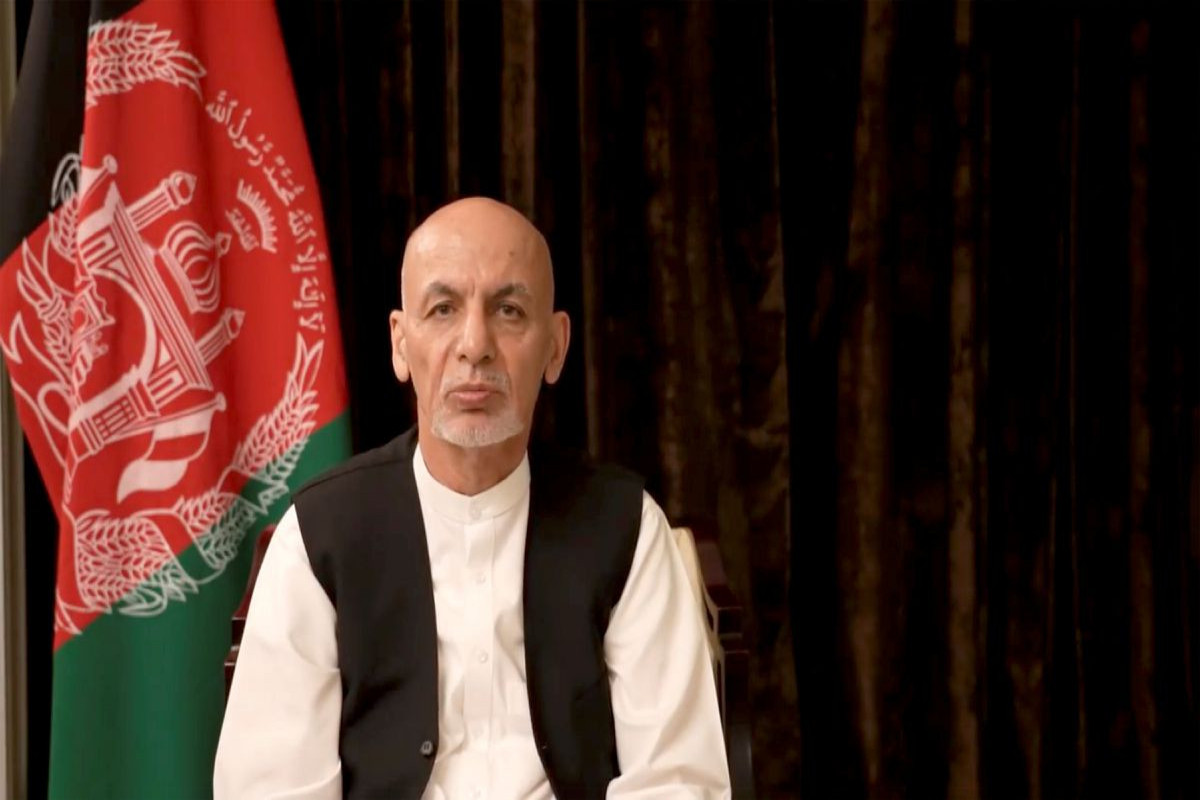 Exiled Ghani apologizes to Afghan people