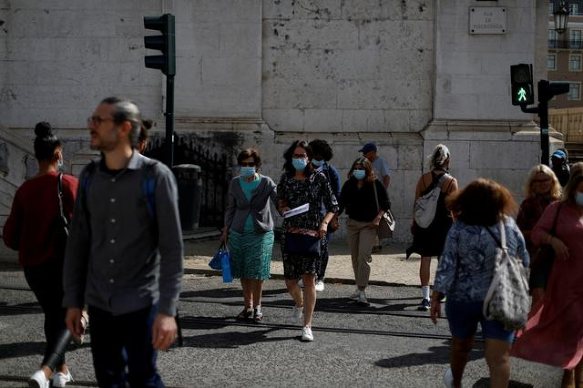 Portugal abandons mask mandate in public places