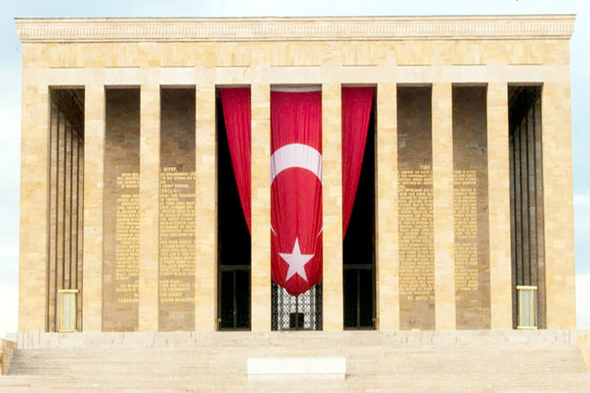 Chief of the General Staff of Azerbaijan Army visits Anıtkabir