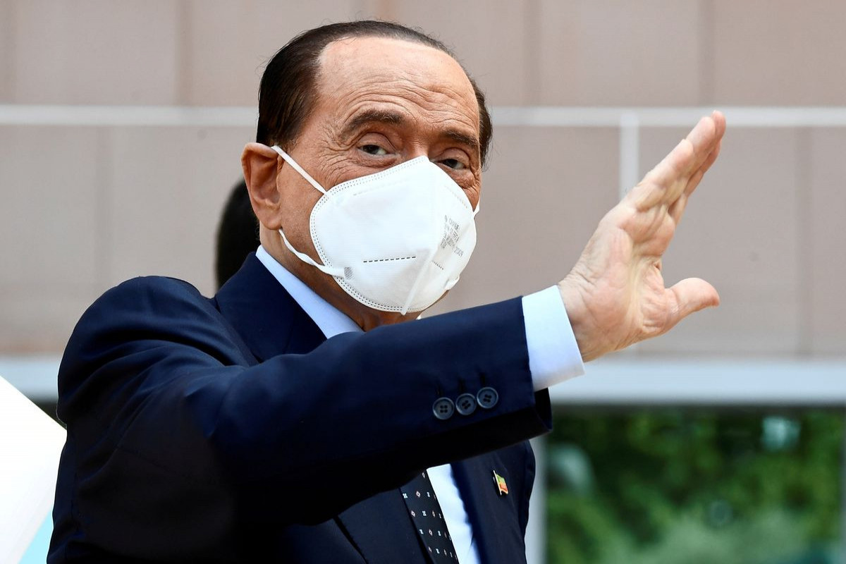 Berlusconi refuses court-ordered medical check-up, trial to continue