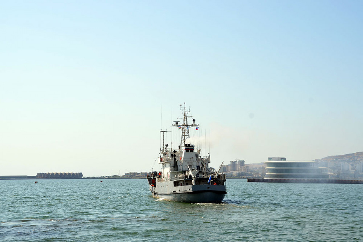 Warships of the Caspian Flotilla left the port of Baku